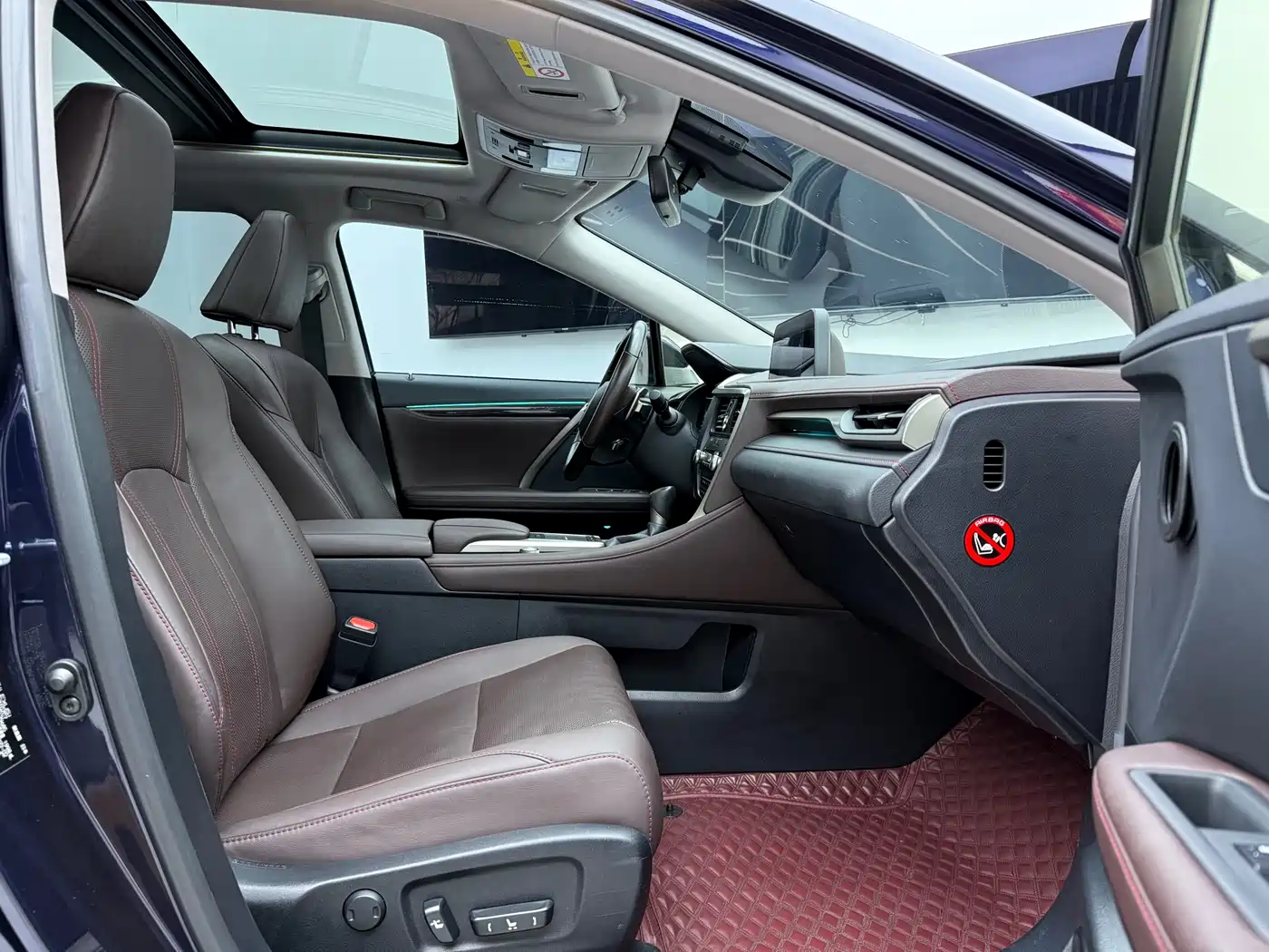 Lexus RX 2020 300 4WD Elegance Edition China VI фото 10