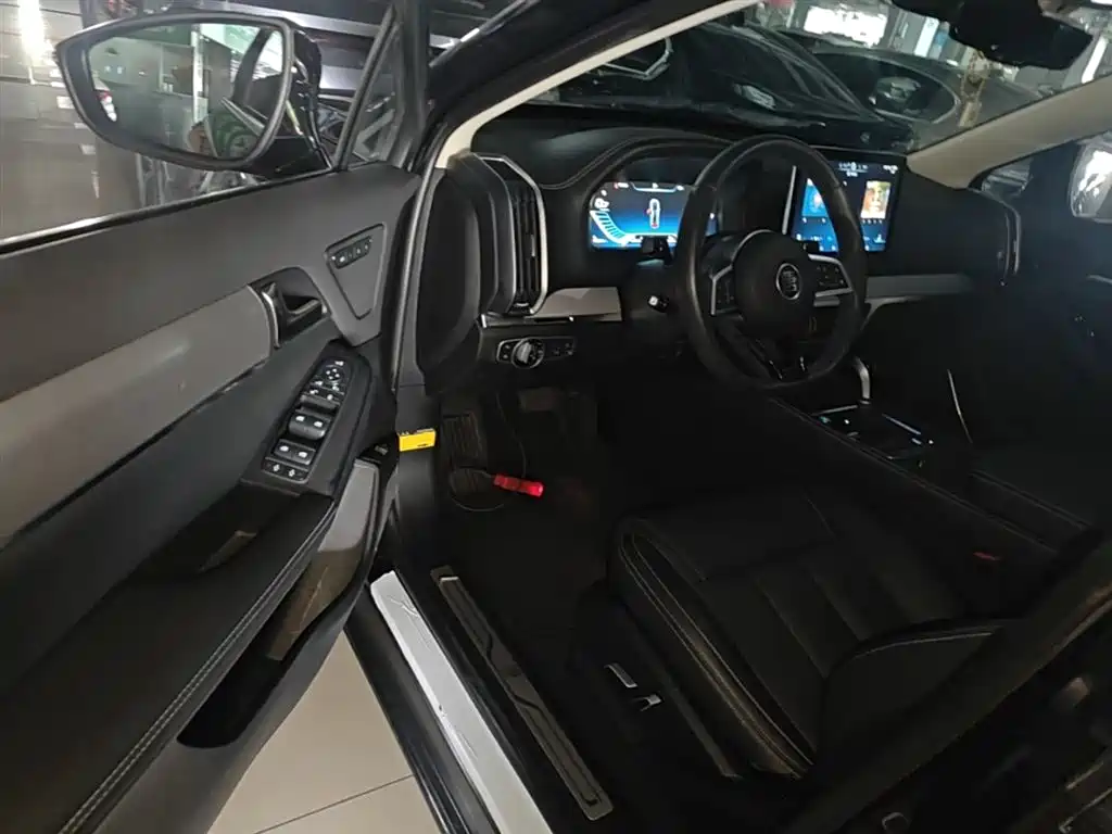 BYD Tang 2019 2.0T Automatic Smart Connect Honor 7-seater China VI фото 16