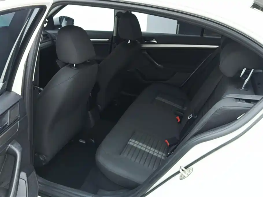 Volkswagen Lavida 2019 Lavida Start 1.5L Manual Trend (China VI) фото 11