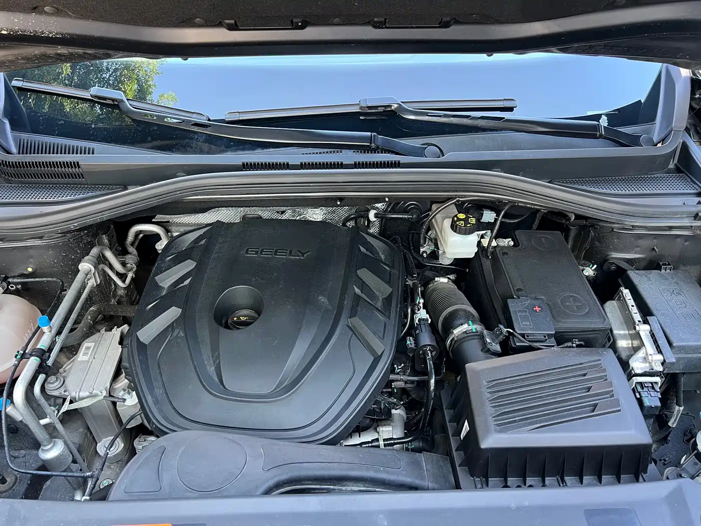 Geely Haoyue L 2024 2023 2.0T DCT Premium Model