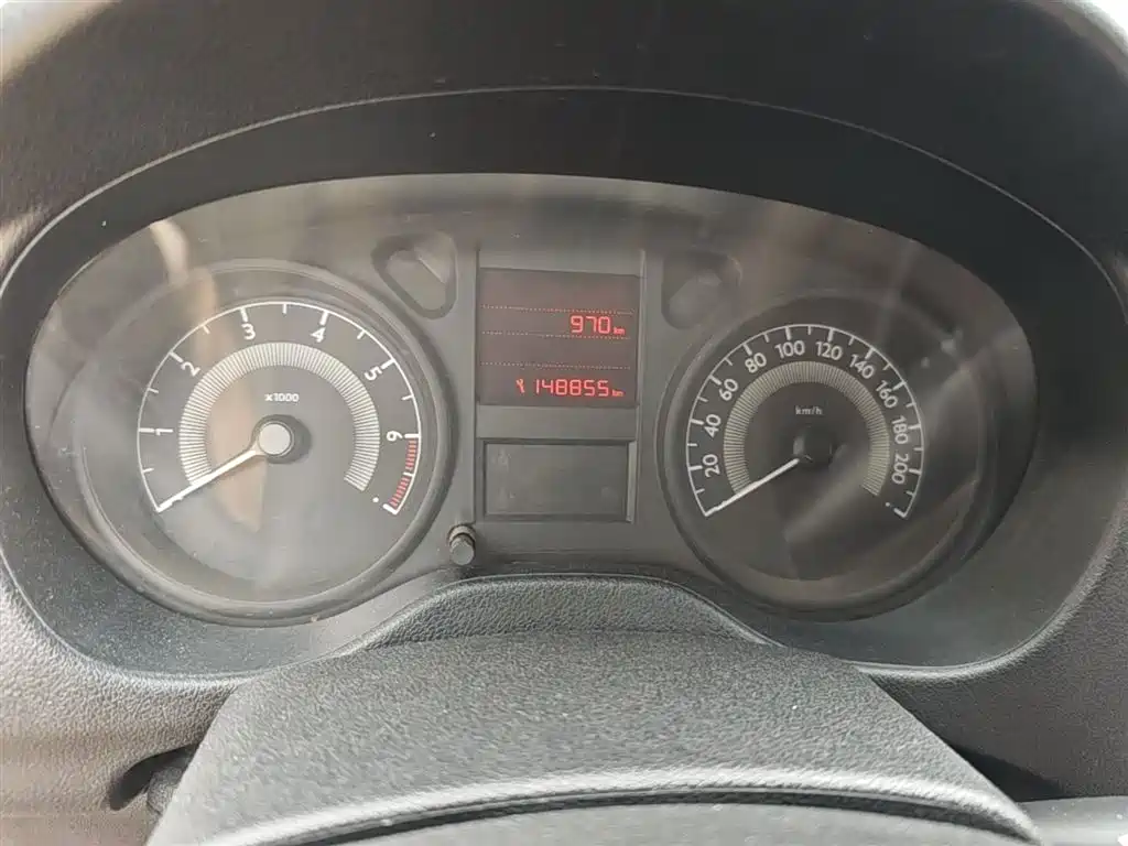Peugeot 301 2014 1.6L Automatic Comfort Edition фото 12
