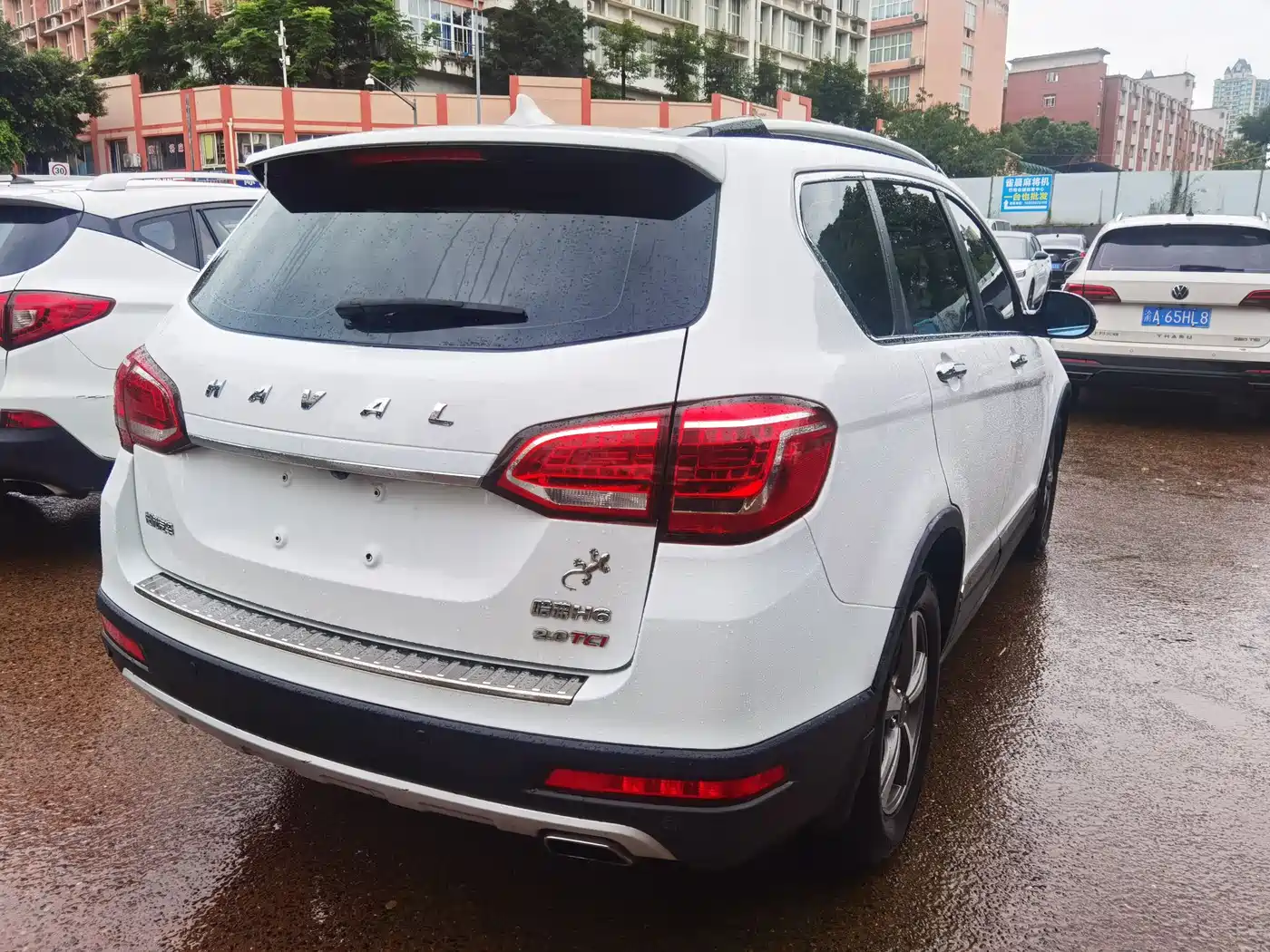 Photo 6 - Haval H6