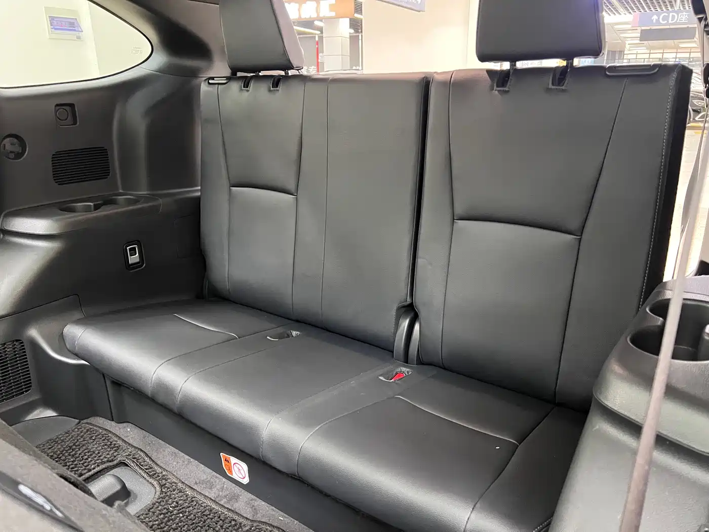 Toyota Crown Kluger 2023 2.5L HEV AWD Premium Edition фото 25