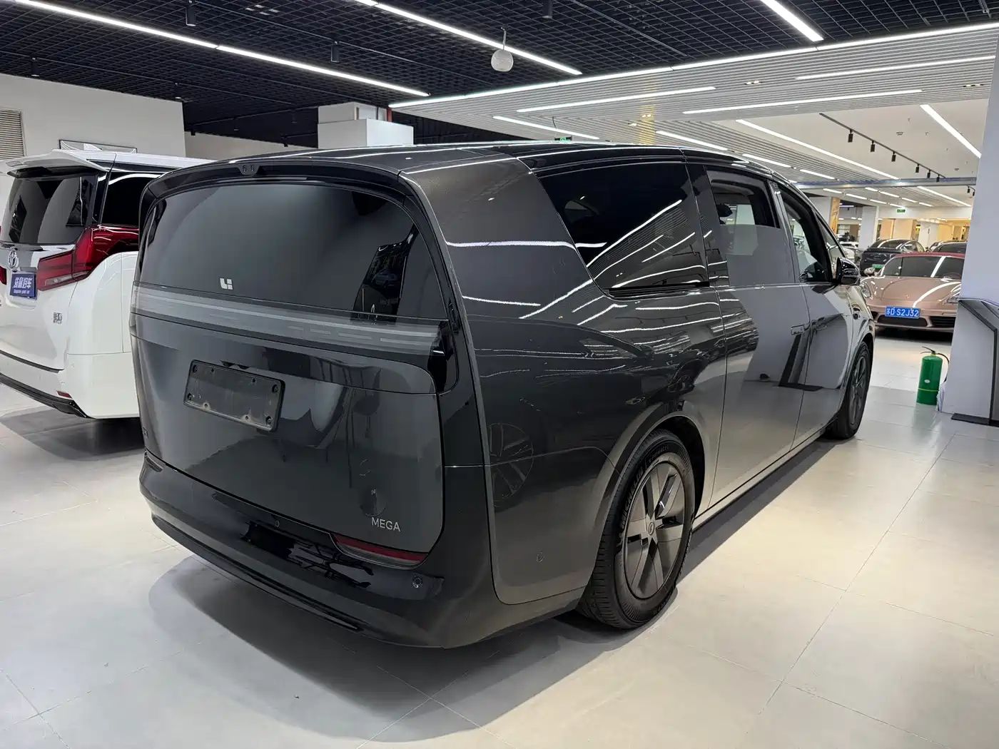 Li Auto MEGA 2024 2024 Ultra