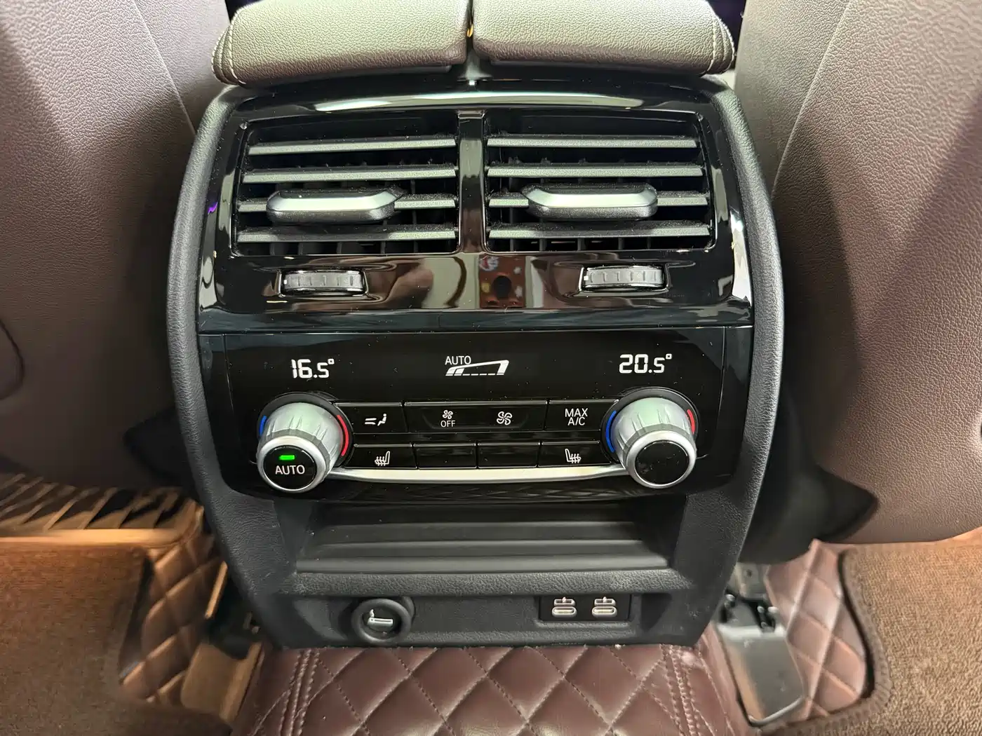 BMW 5 Series 2023 Facelift 530Li Leading M Sport Package фото 7