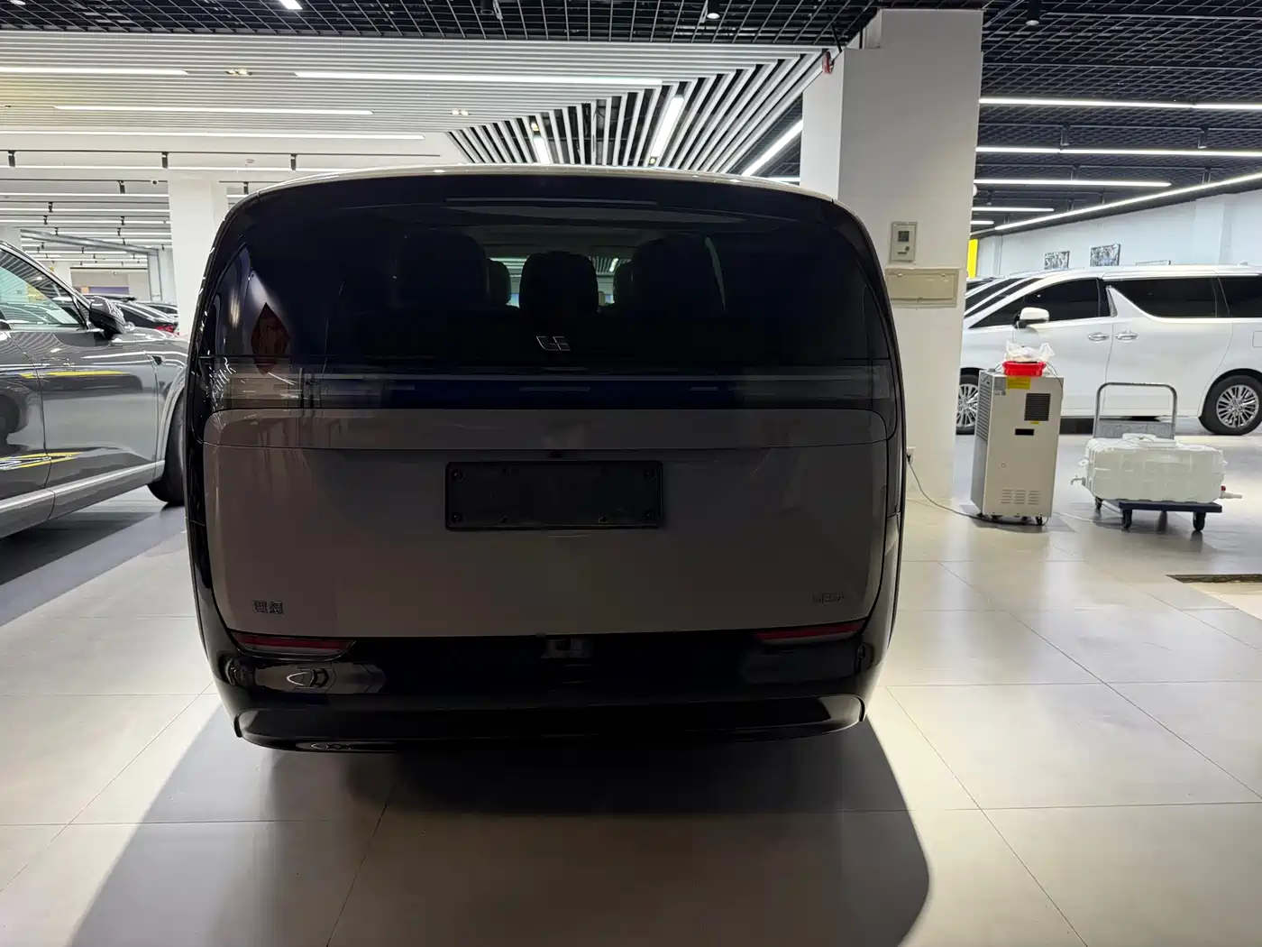 Li Auto MEGA 2024 2024 Ultra