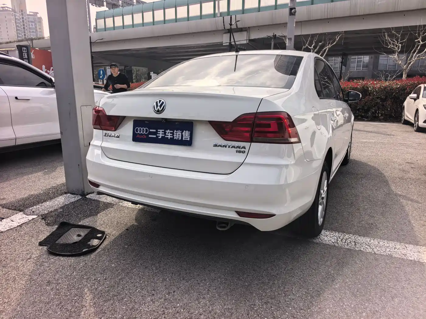 Volkswagen Santana 2016 1.6L Automatic Comfort Edition фото 4