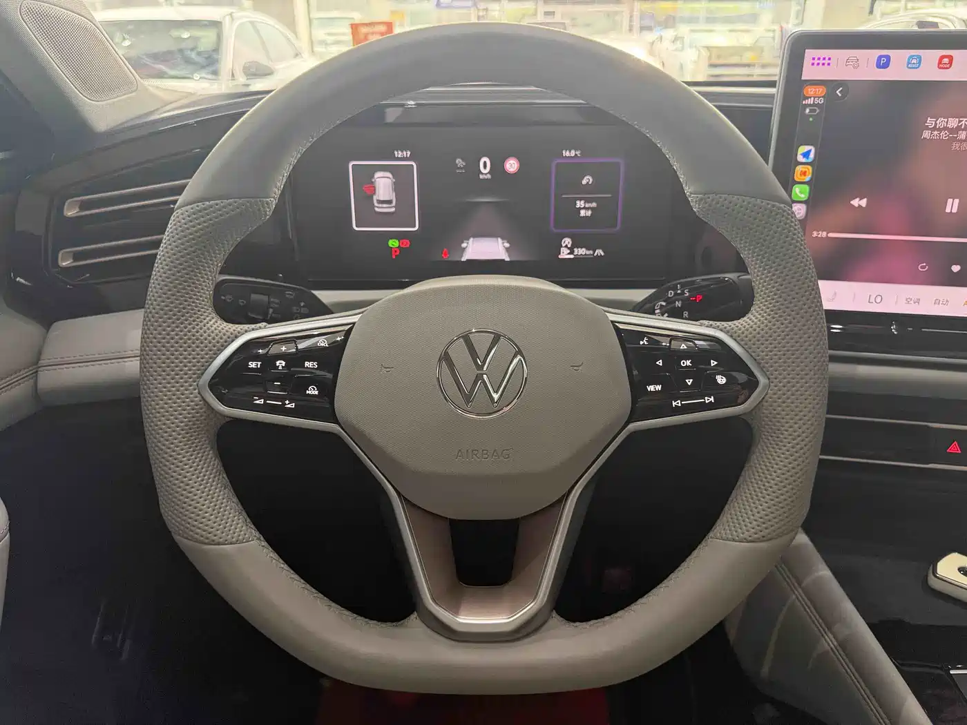 Volkswagen Tiguan L 2024 PRO 330TSI 2WD Smart Edition фото 8