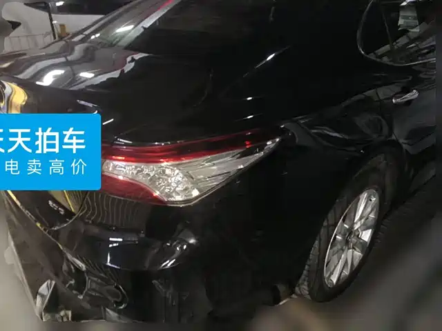 Toyota Camry 2019 Facelift 2.0G Luxury Edition — фото 2