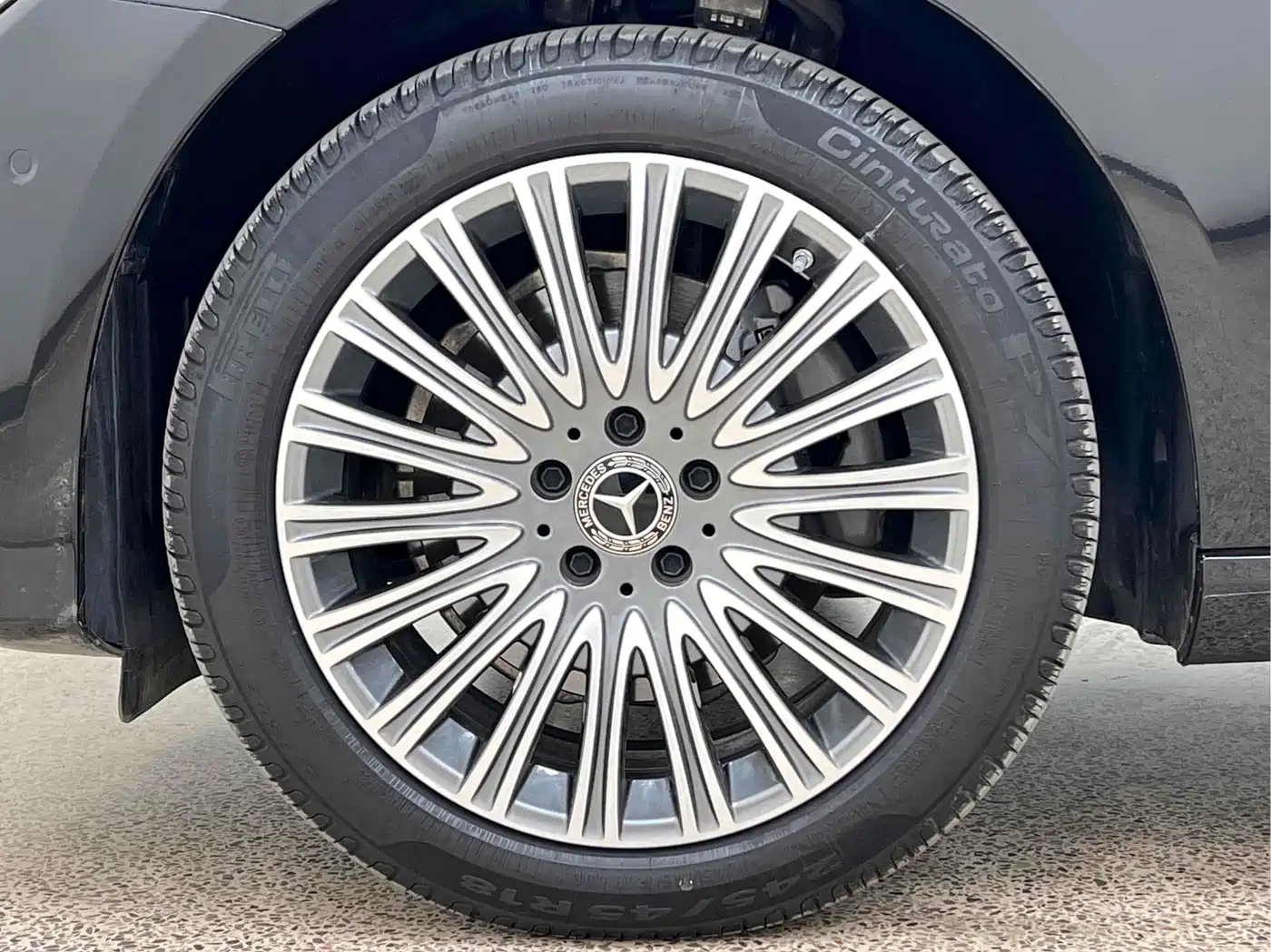 Mercedes-Benz E-Class 2023 Facelift E 300 L Luxury фото 9