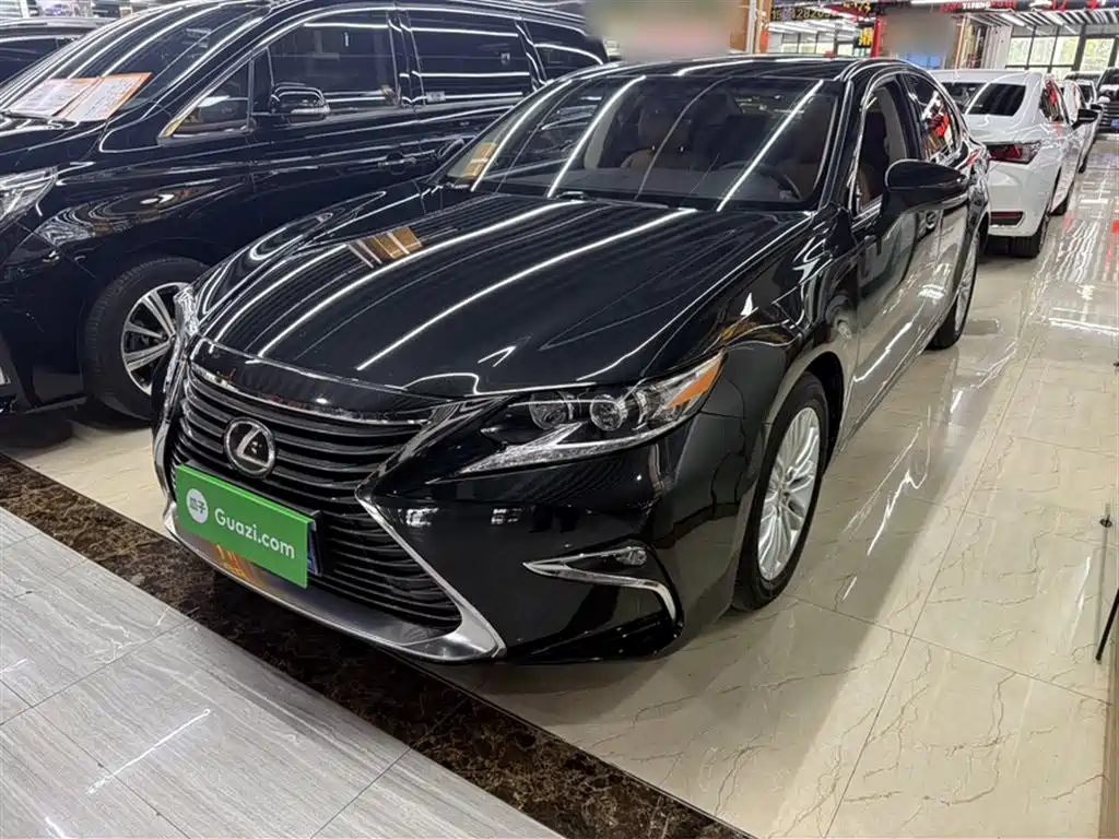Lexus ES 2015 200 Elite Edition фото 2