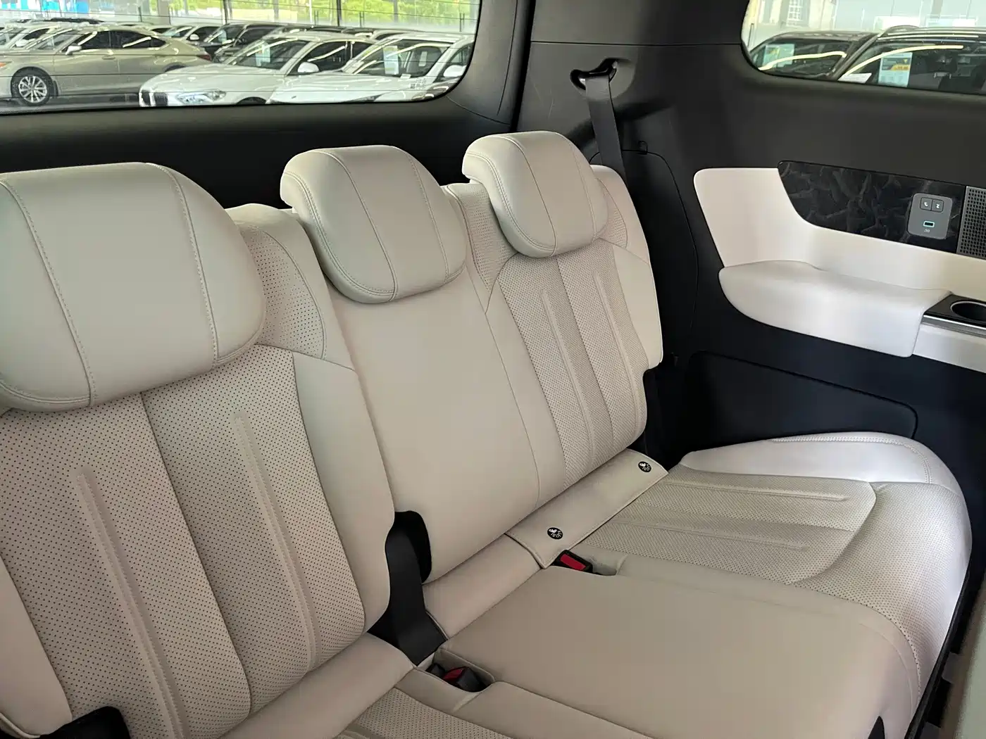 BYD Xia 2025 2025 DM-i 1.5T 180km Surpass Edition