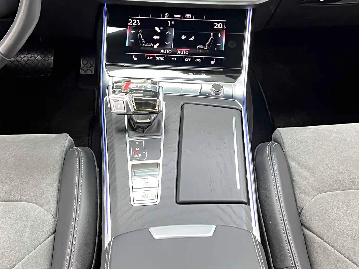 Audi A6L 2024 45 TFSI Premium Dynamic фото 25