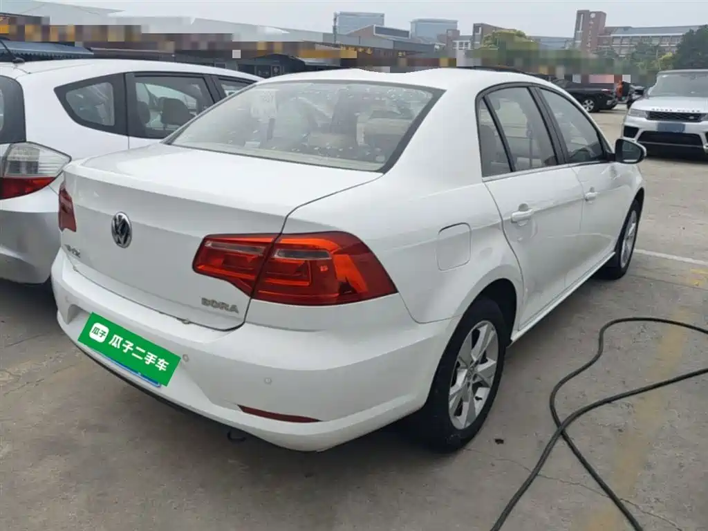 Volkswagen Bora 2014 1.6L Automatic Comfort Edition фото 7