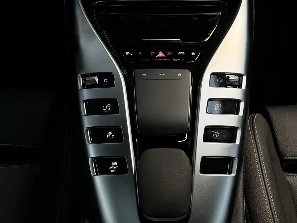 Mercedes-Benz AMG GT 2025 AMG GT 50 4-Door Coupe China Special Edition фото 10