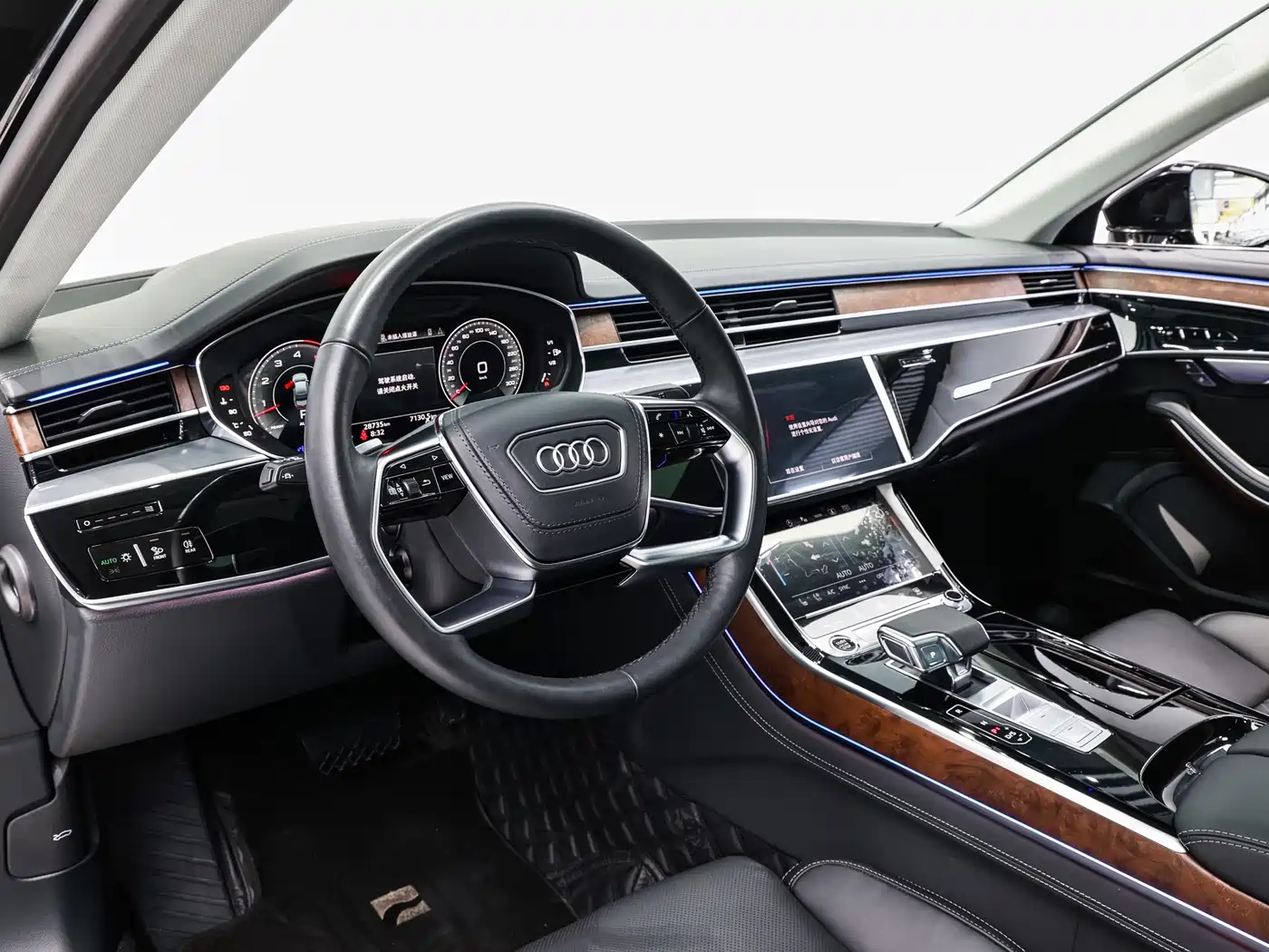 Audi A8 2023 A8L 50 TFSI quattro Premium фото 17