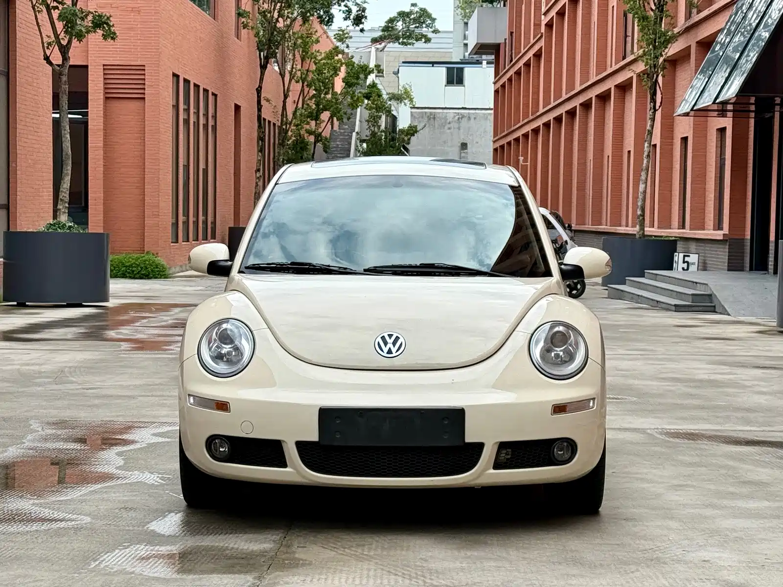 صورة 2 - Volkswagen Beetle