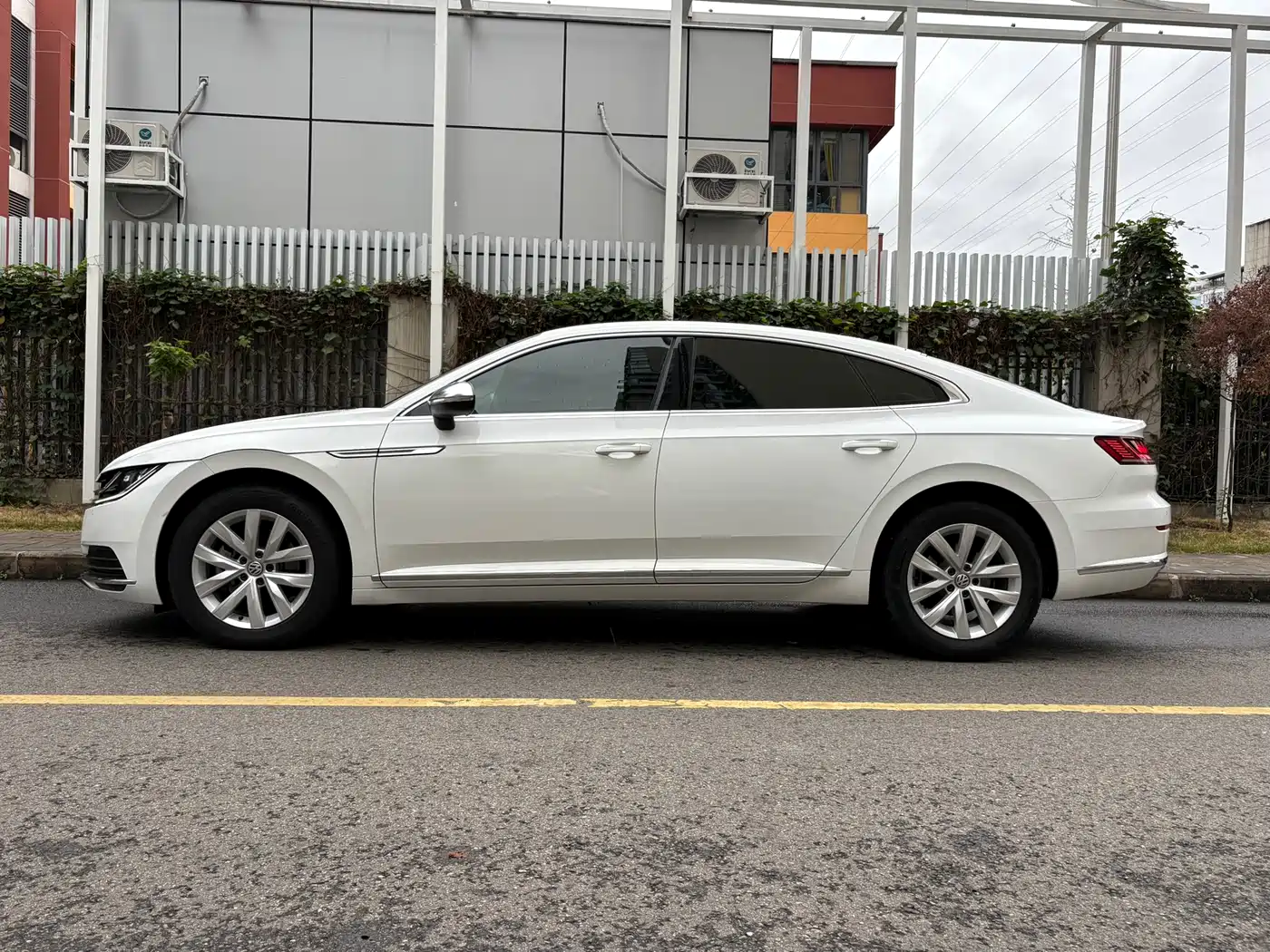 Volkswagen FAW-Volkswagen CC 2019 330TSI Elegance Edition China VI фото 19