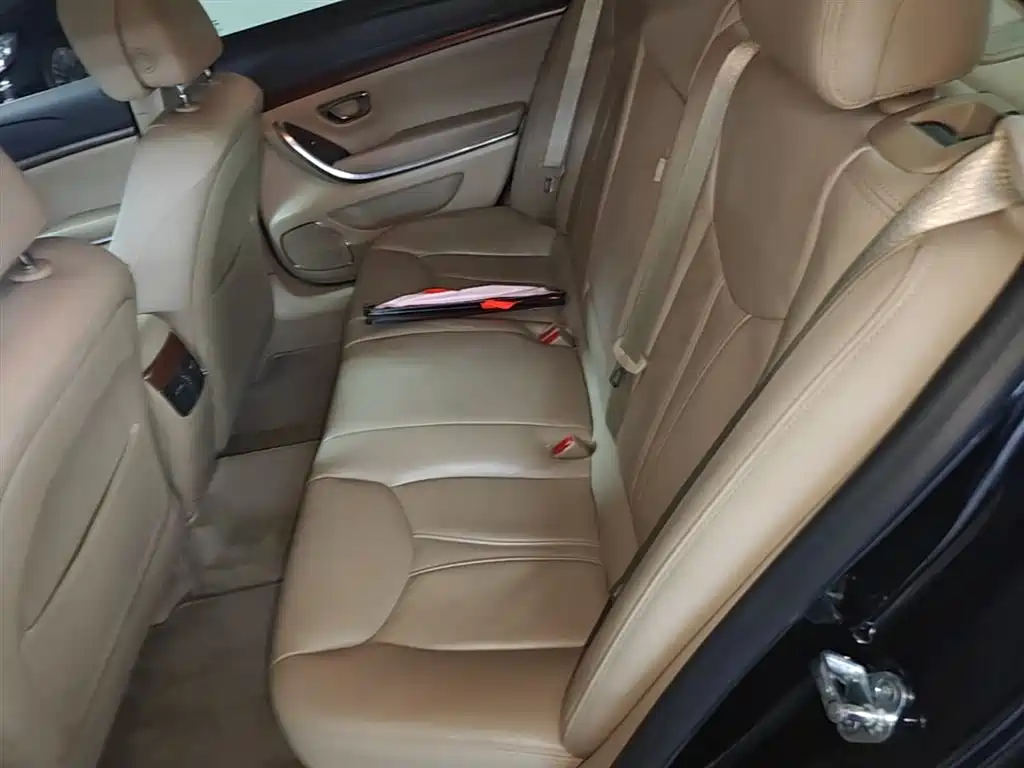 Roewe 950 2016 2015 1.8T Luxury Edition