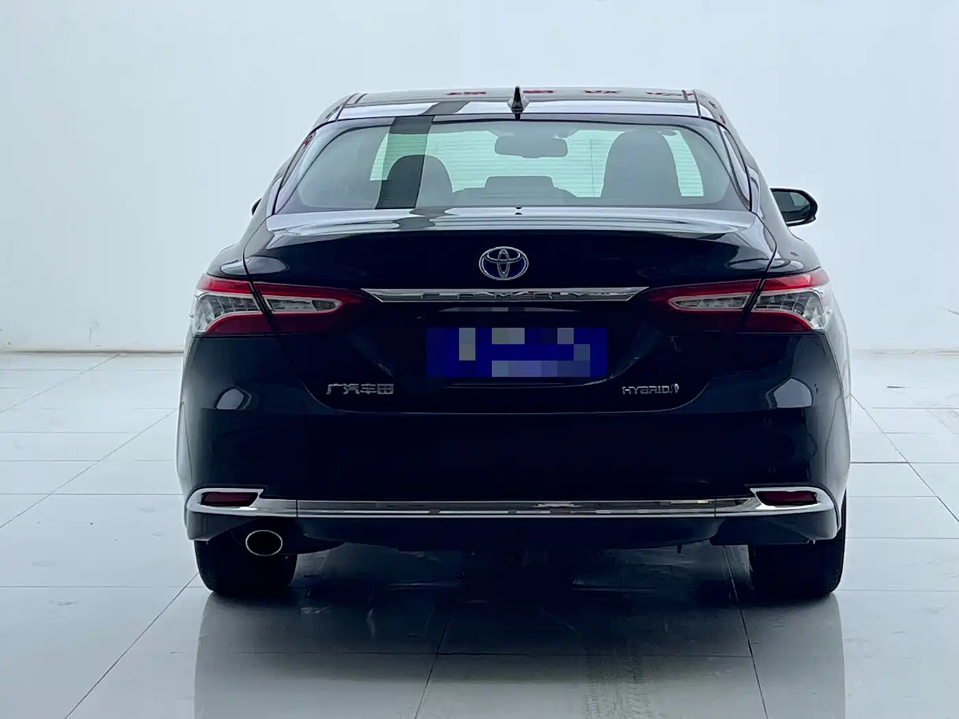 Toyota Camry 2023 Hybrid 2.5HG Luxury Edition фото 4