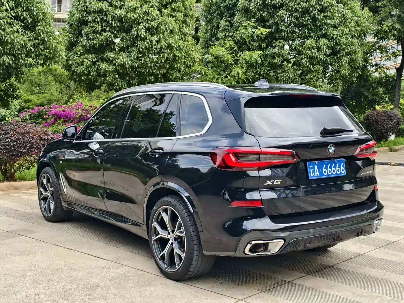 BMW X5 2022 Facelift xDrive 40Li M Sport Package фото 7