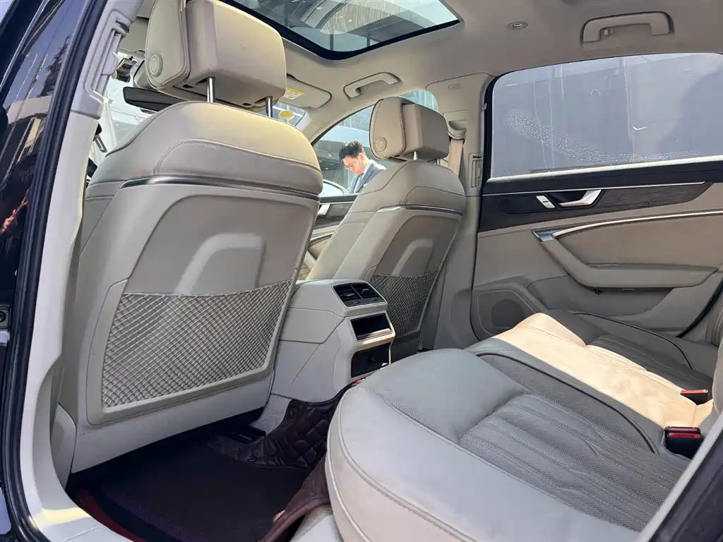 Audi A6L 2019 55 TFSI quattro Premium Elegance фото 9