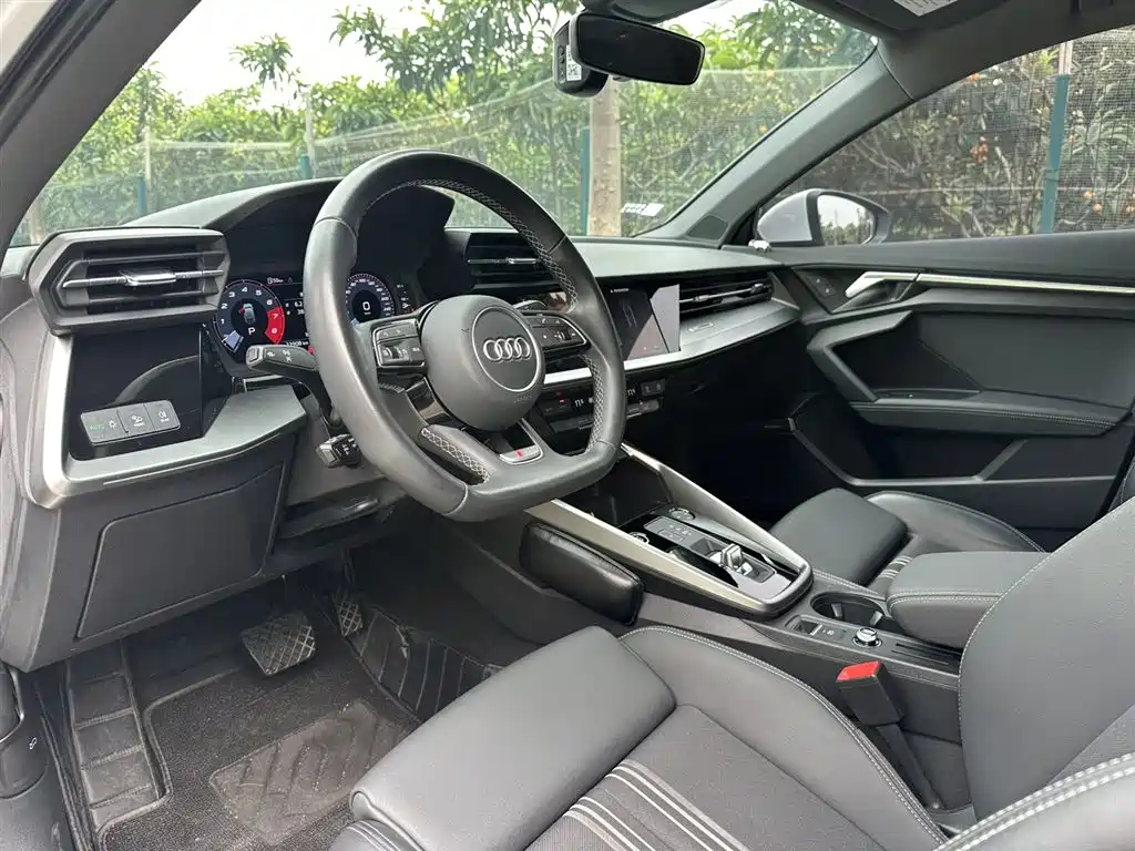 Audi A3 2024 Model Sportback 35 TFSI Fashion Sport фото 16