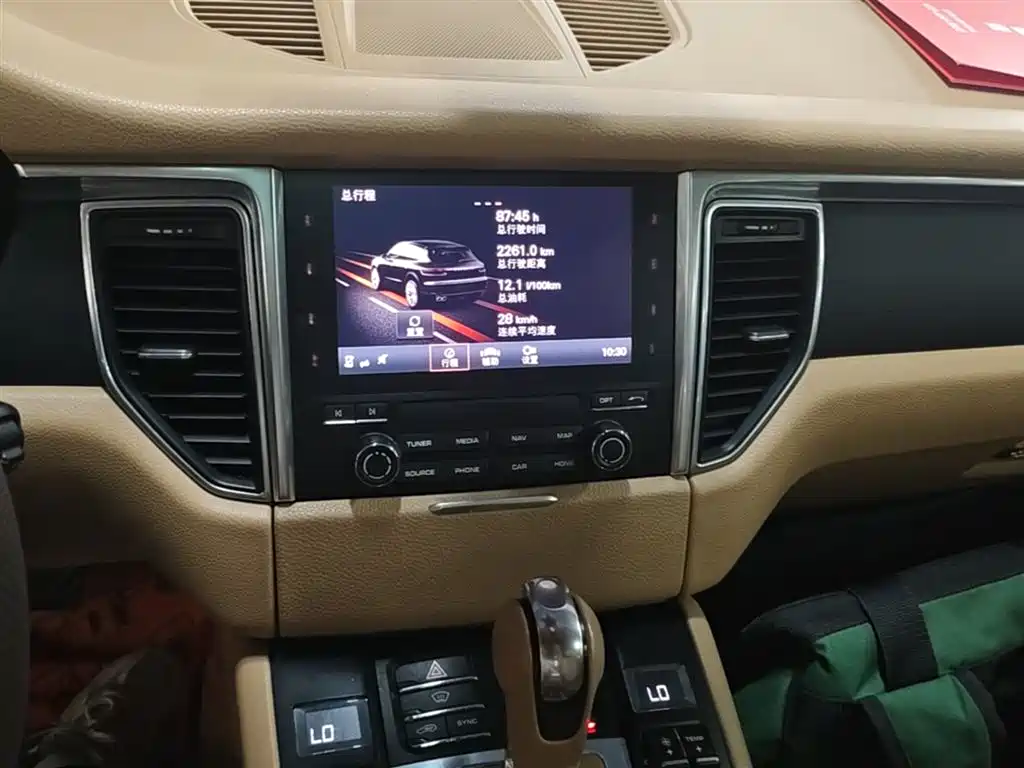 Porsche Macan 2017 Macan 2.0T фото 13