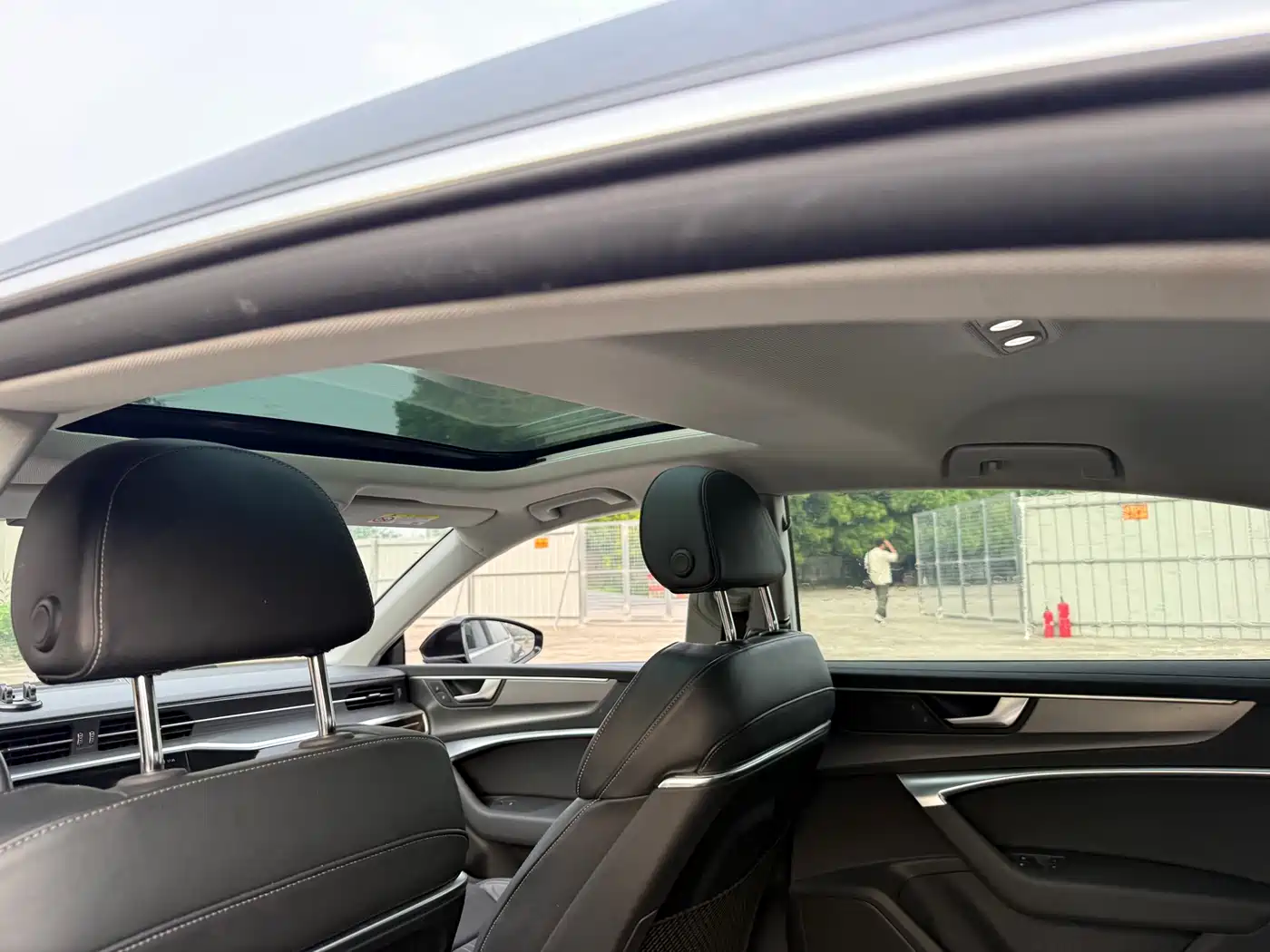 Audi A7L 2024 45TFSI S-line Dream Edition Crystal Package фото 14