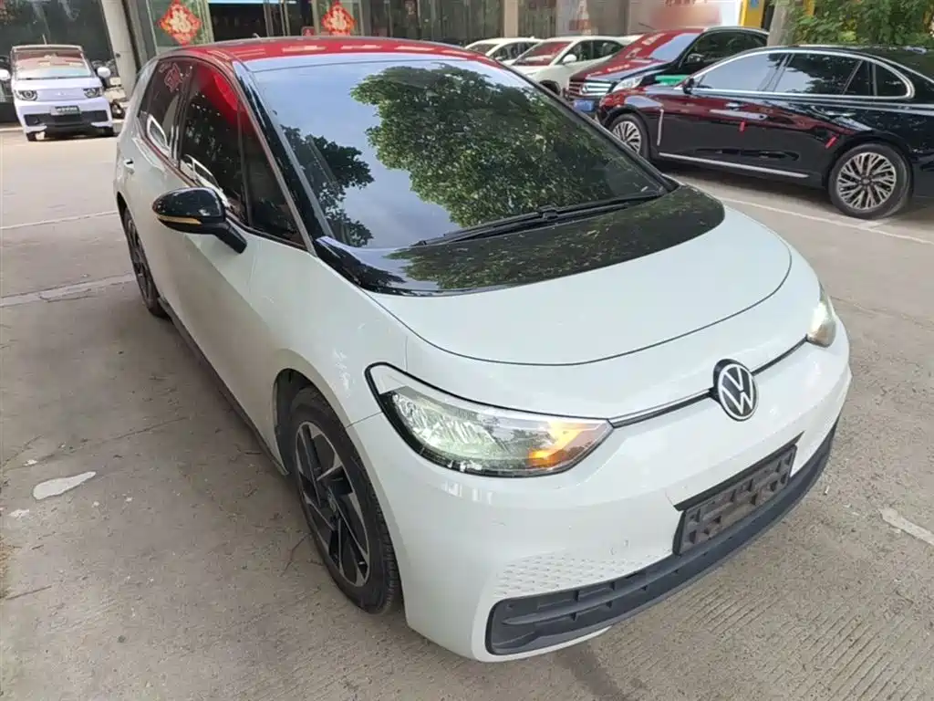 Volkswagen ID.3 2023 Upgraded Pure Intelligence Edition фото 4