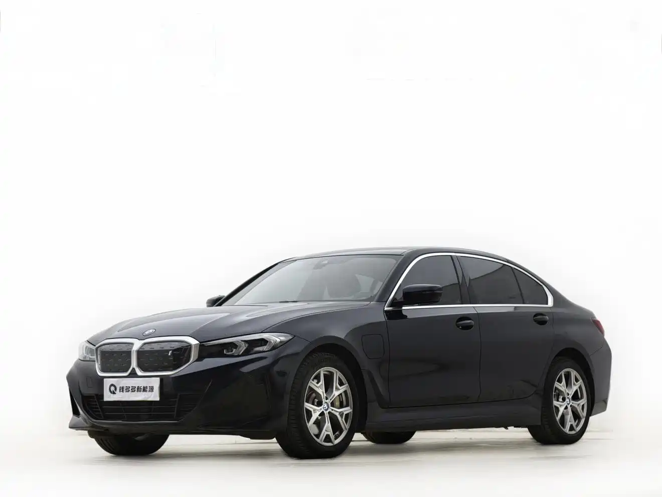 BMW i3 2022 eDrive 35 L