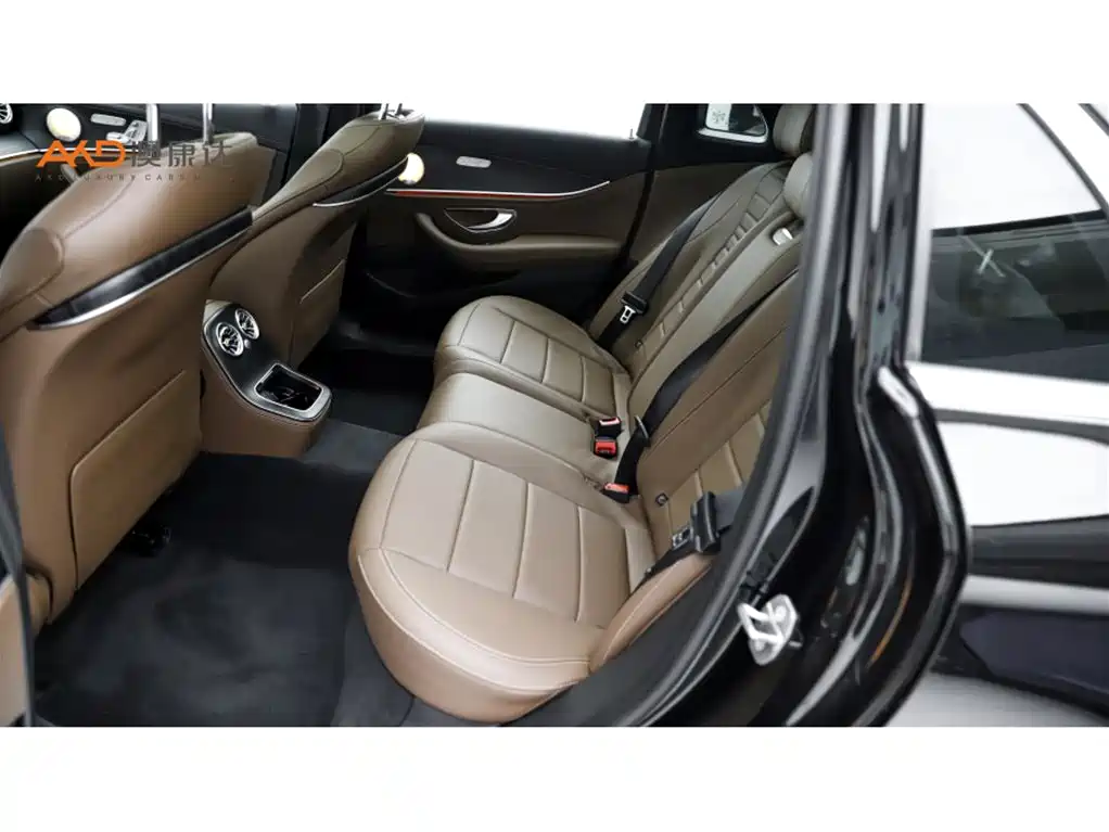 Mercedes-Benz E-Class New Energy 2023 E 350 e L Plug-in Hybrid Sport Sedan фото 7