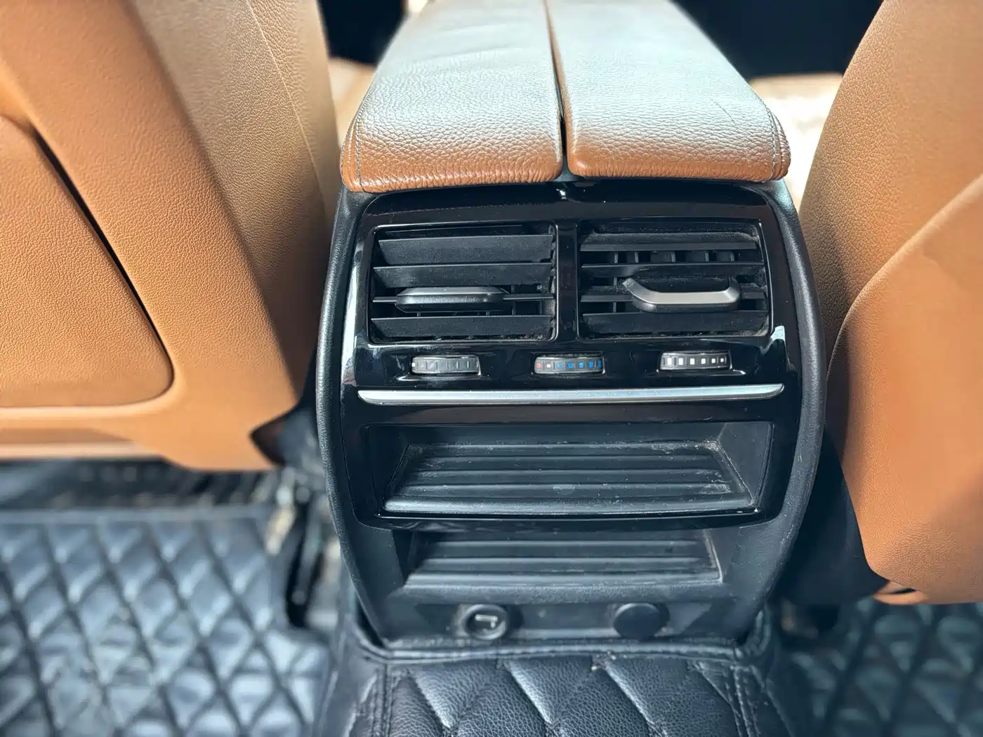 BMW 5 Series 2018 530Li Leading Luxury Package фото 14