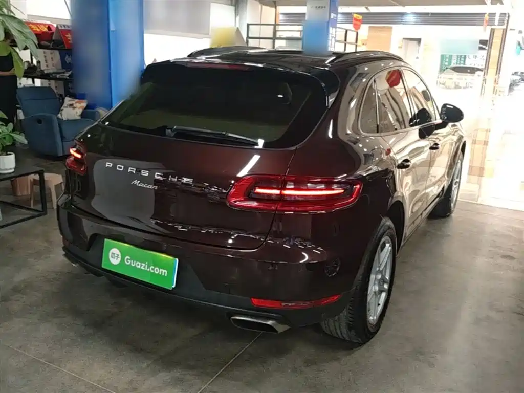 Porsche Macan 2017 Macan 2.0T фото 7