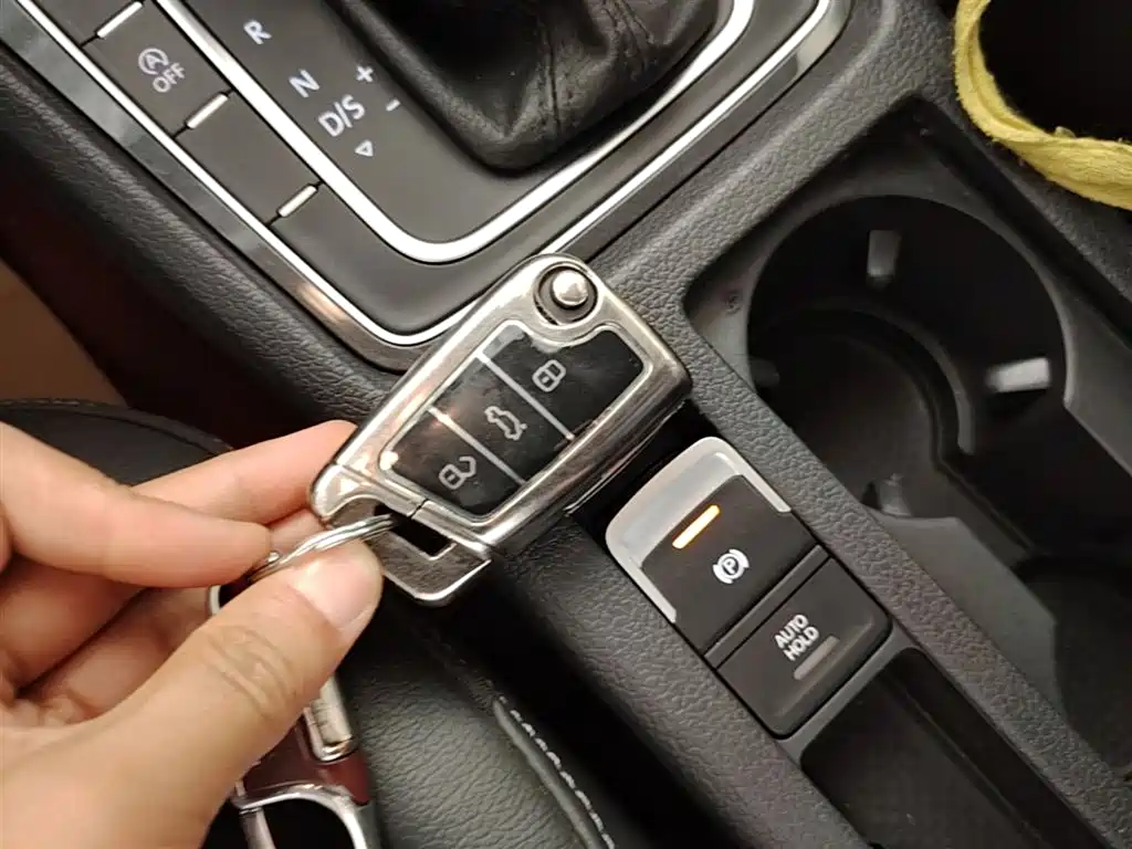 Volkswagen Golf 2019 280TSI DSG Luxury (China V) фото 9