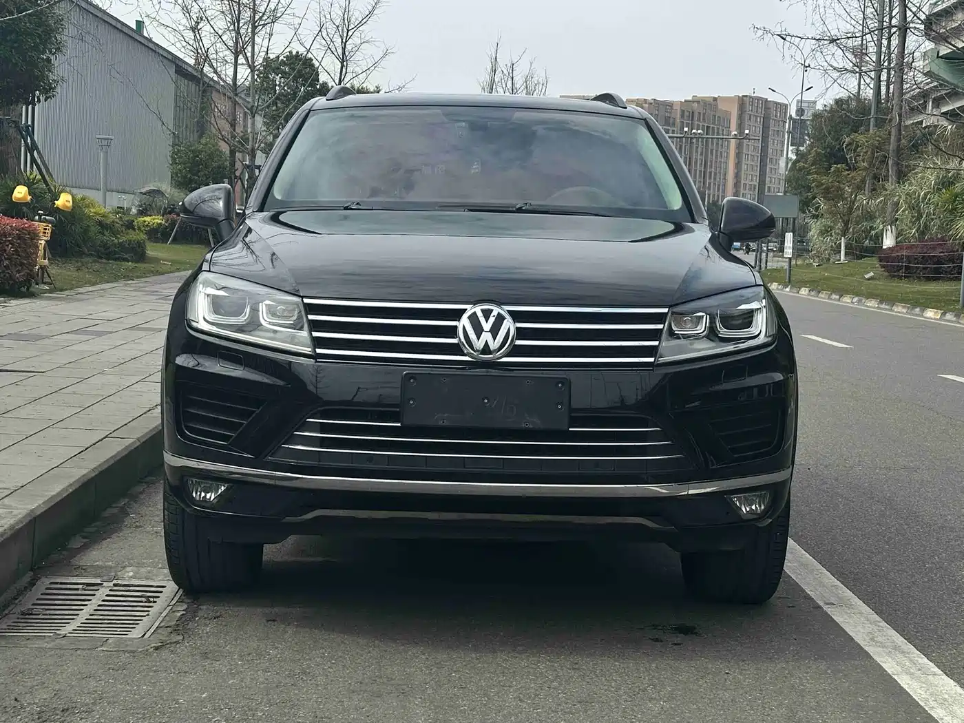 Volkswagen Touareg 2017 3.0TSI Explorer Edition фото 2