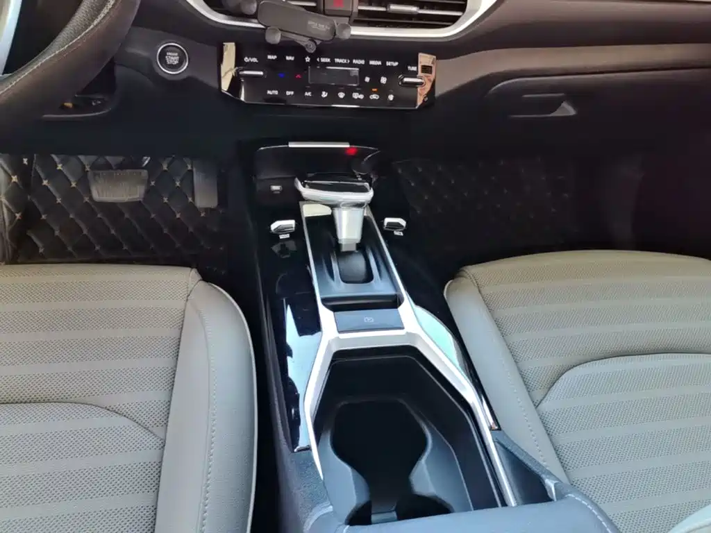 Kia K3 2024 2023 Model 1.5L CVT Luxury Edition