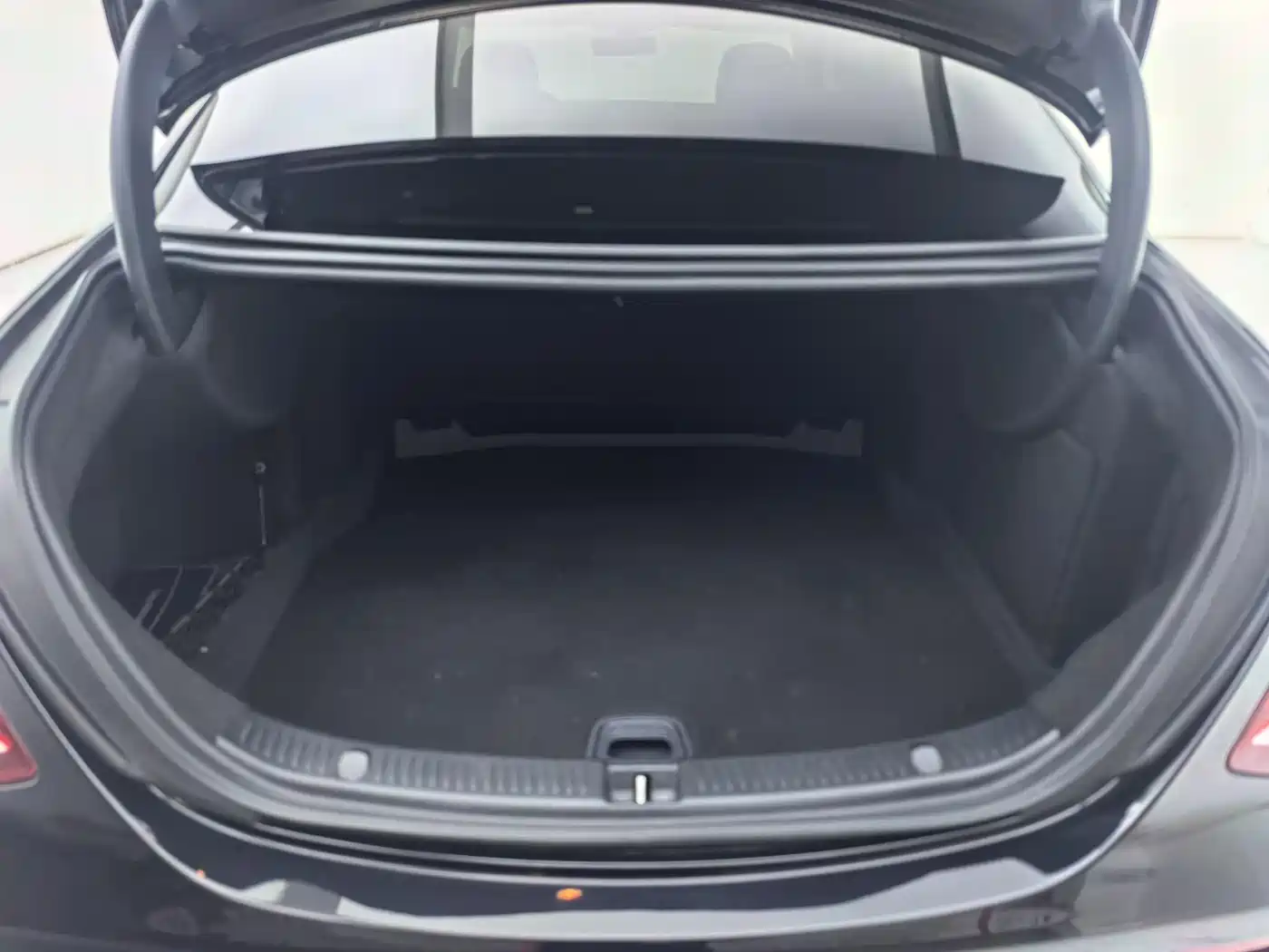 Mercedes-Benz E-Class 2019 Facelift E 300 L Fashion фото 28