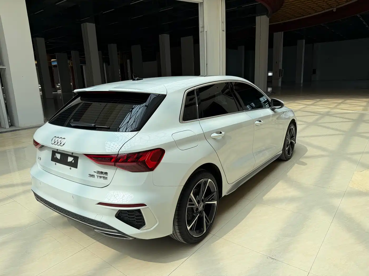 Audi A3 2022 Sportback 35 TFSI Style Sport фото 4