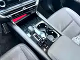 Фото 19 - Lexus RX