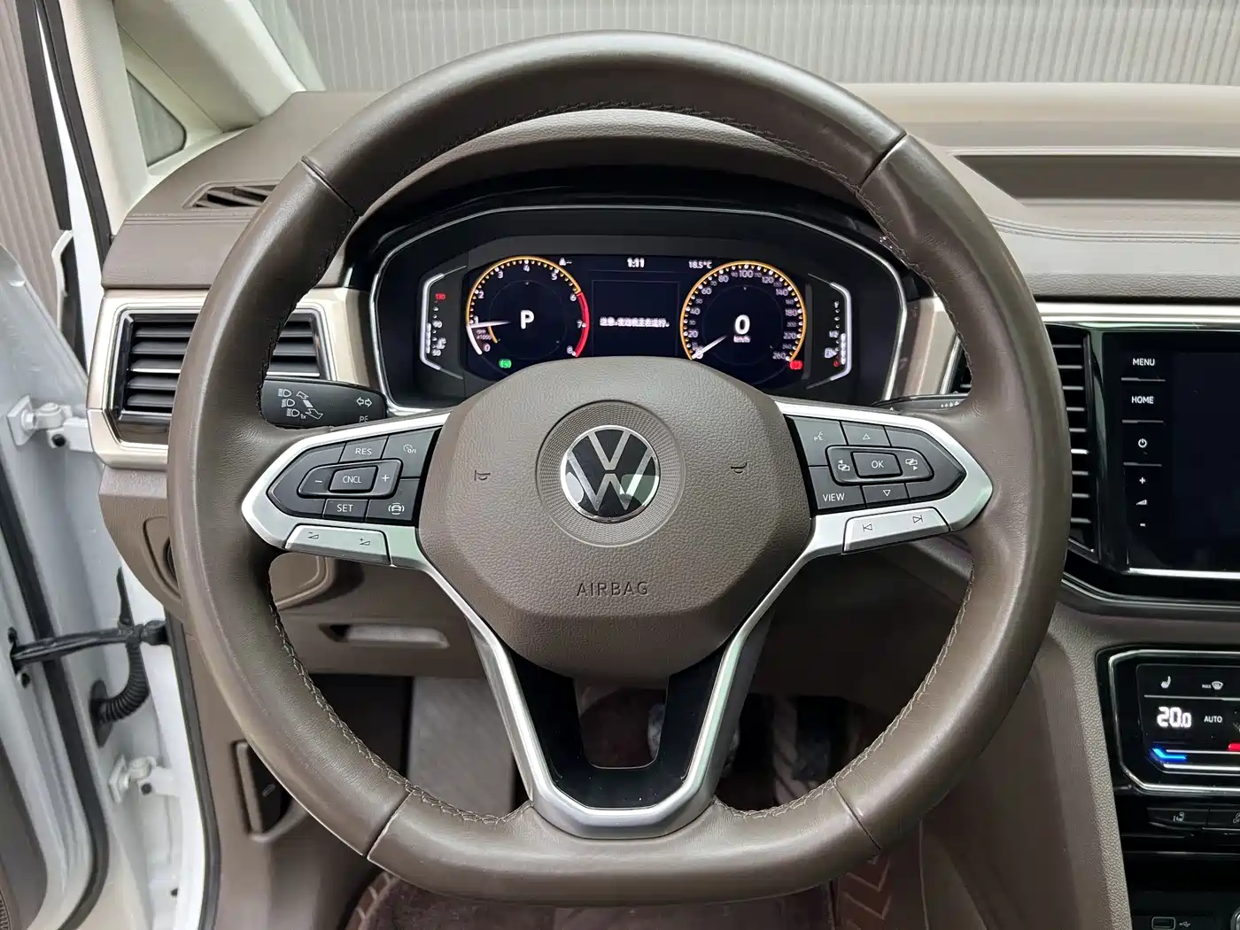Volkswagen Viloran 2020 330TSI Luxury Edition фото 11