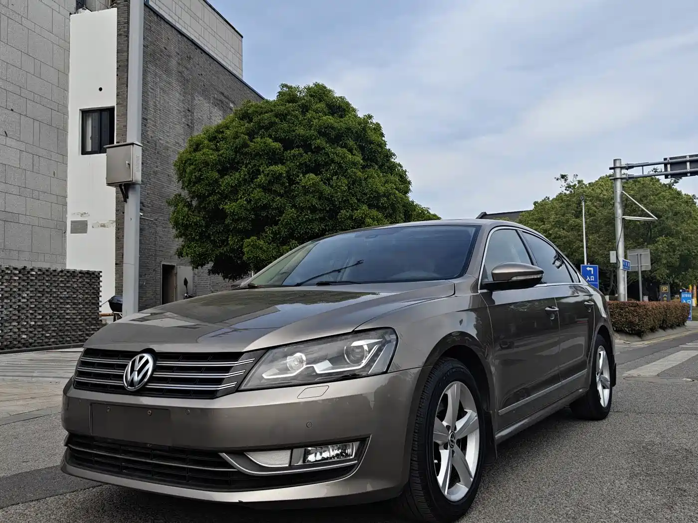 Volkswagen Passat 2013 1.8TSI DSG Yuzun