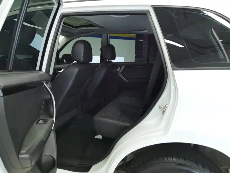Chery Tiggo 3 2018 2016 1.6L CVT Smart Edition