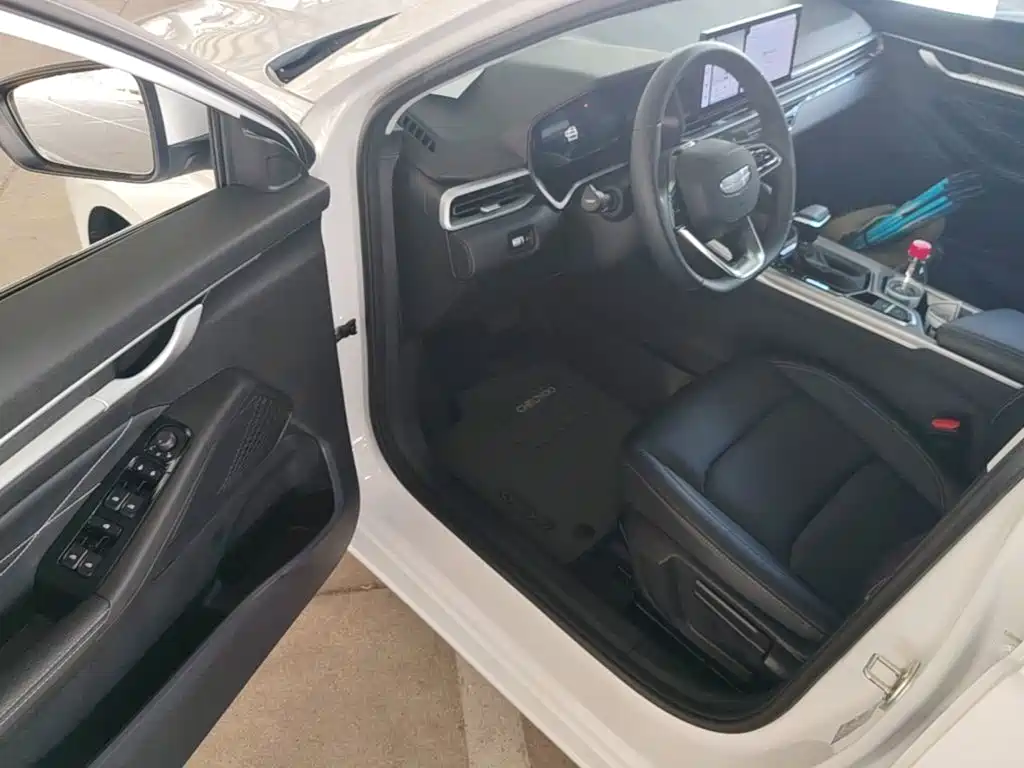 Geely Emgrand 2025 2025 4th Gen 1.5L CVT Premium