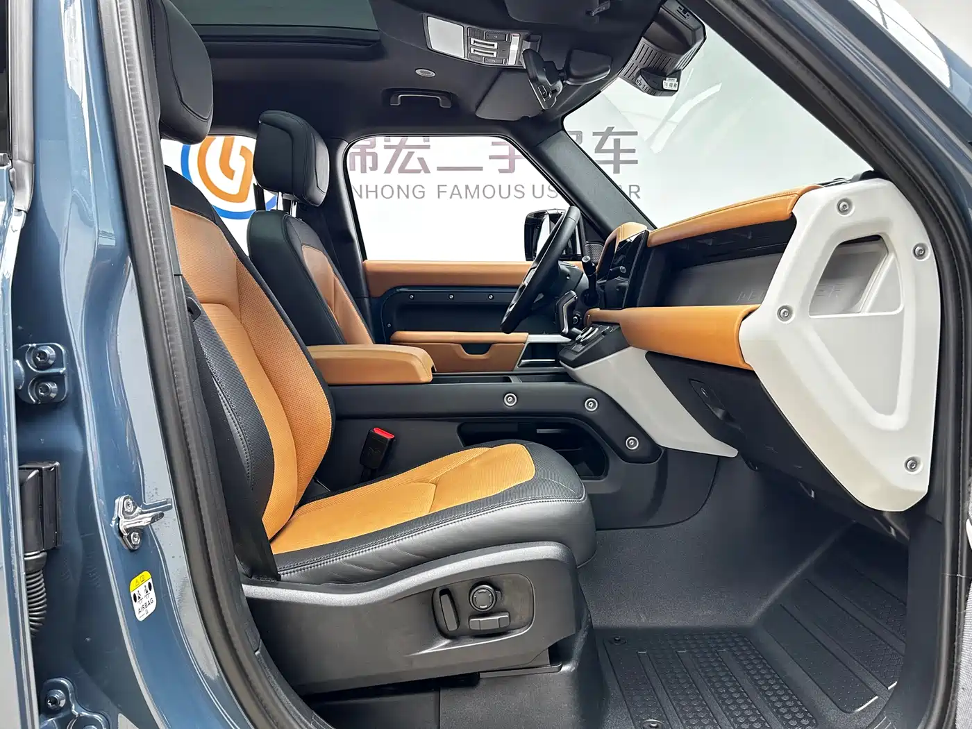 Land Rover Defender 2024 110 3.0T P400 X-DYNAMIC HSE фото 17