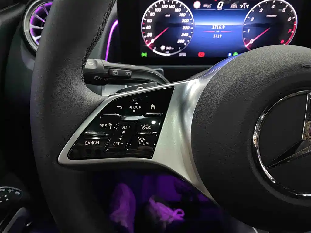 Mercedes-Benz GLB 2024 GLB 220 Dynamic фото 13