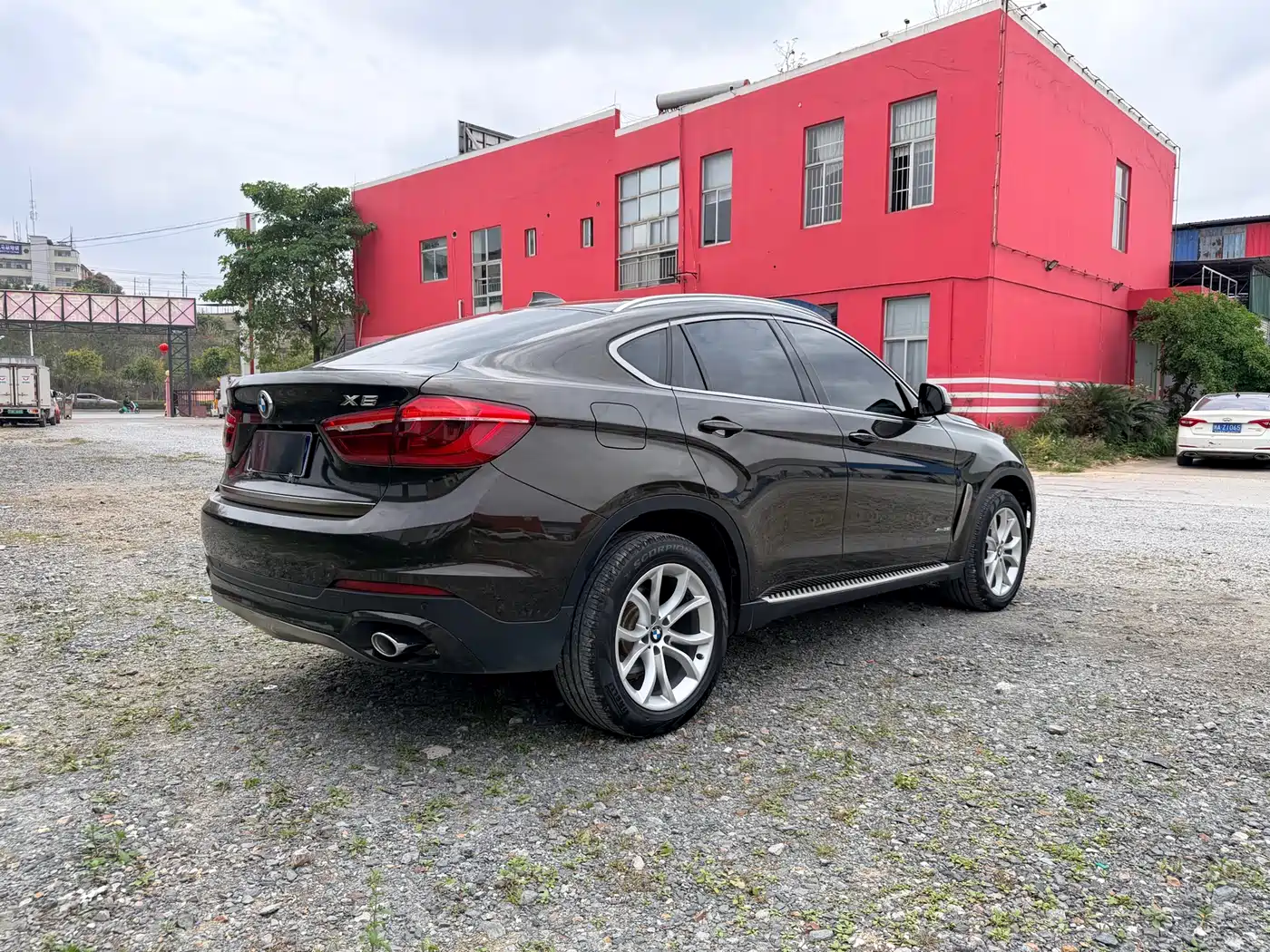 BMW X6 2017 xDrive28i фото 25