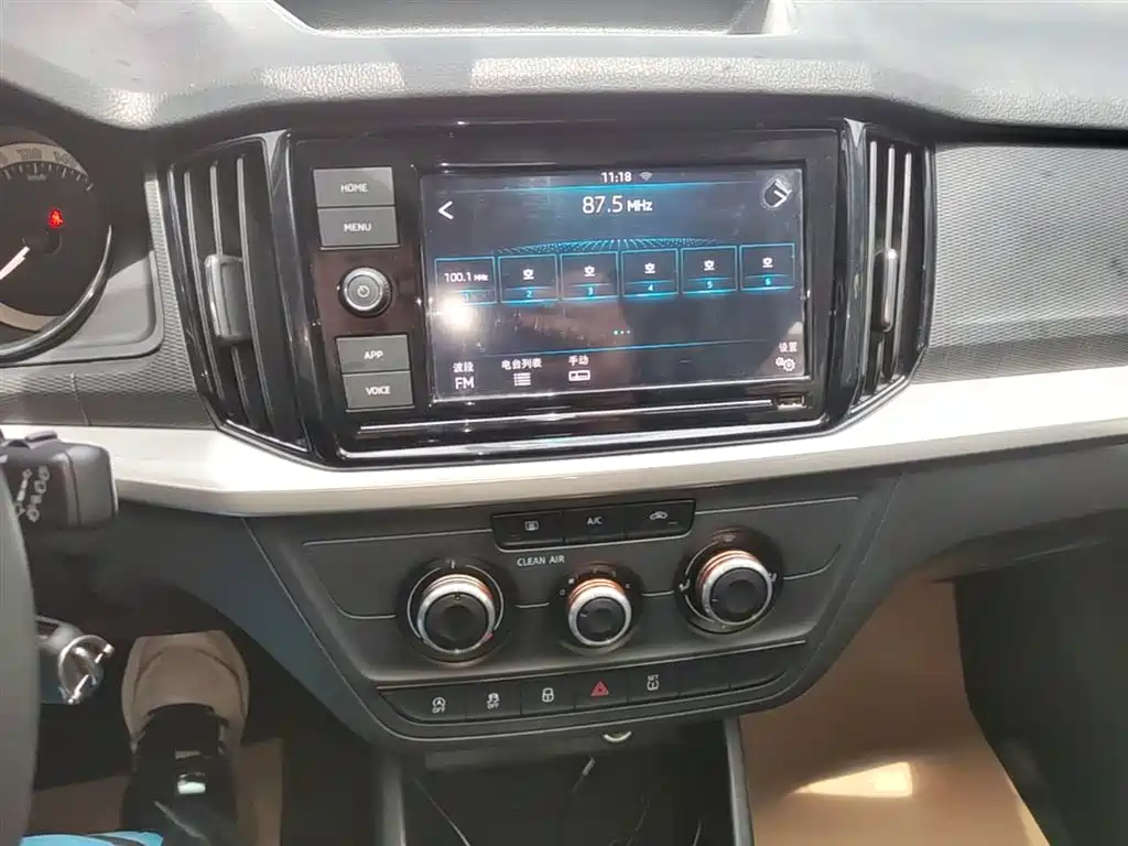 SKODA KOMICK