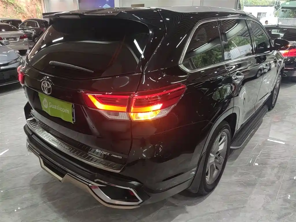 Toyota Highlander 2018 2.0T 4WD Luxury 7-seater (China V) фото 7