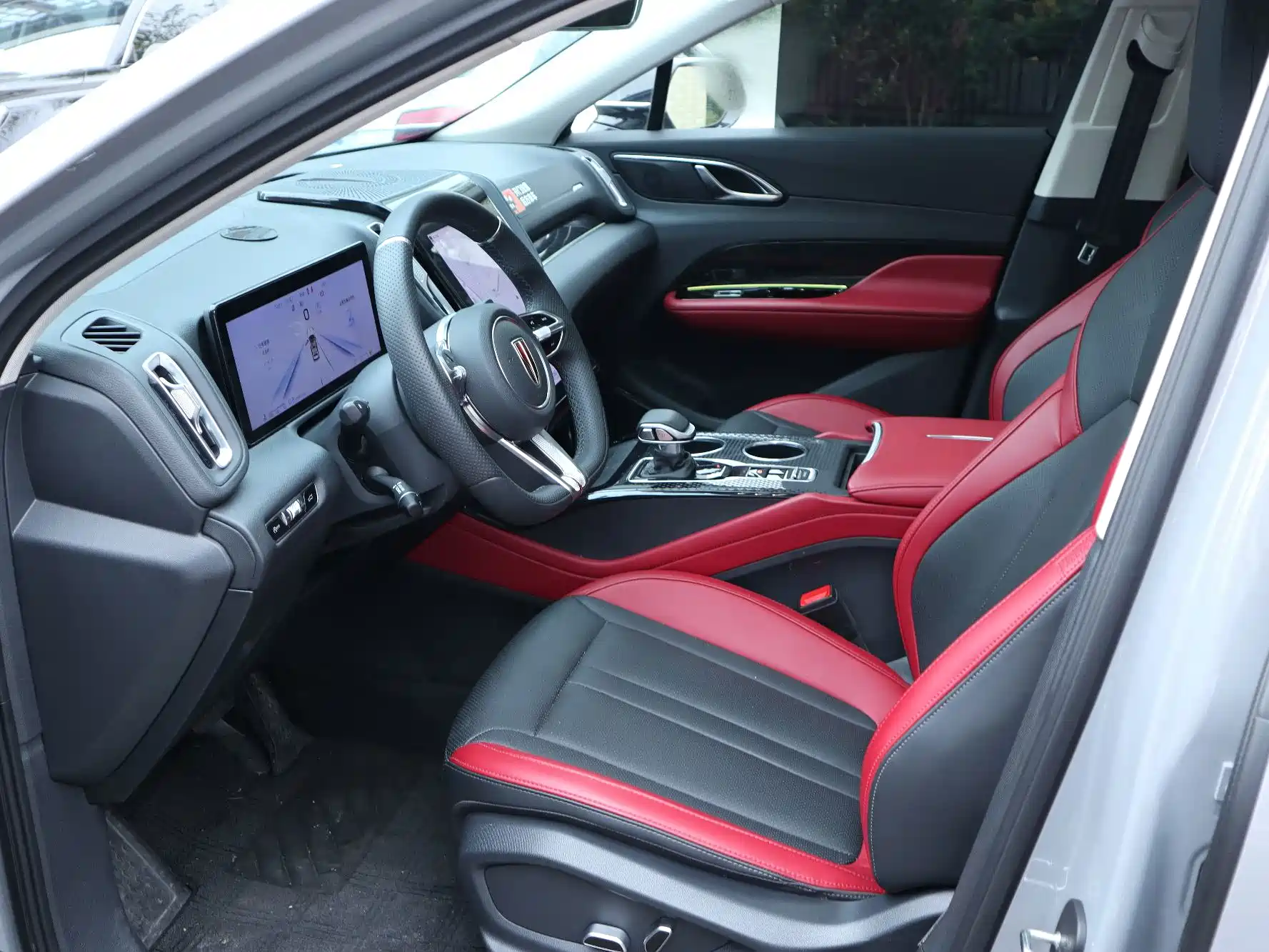 Фото 8 - Hongqi HS3